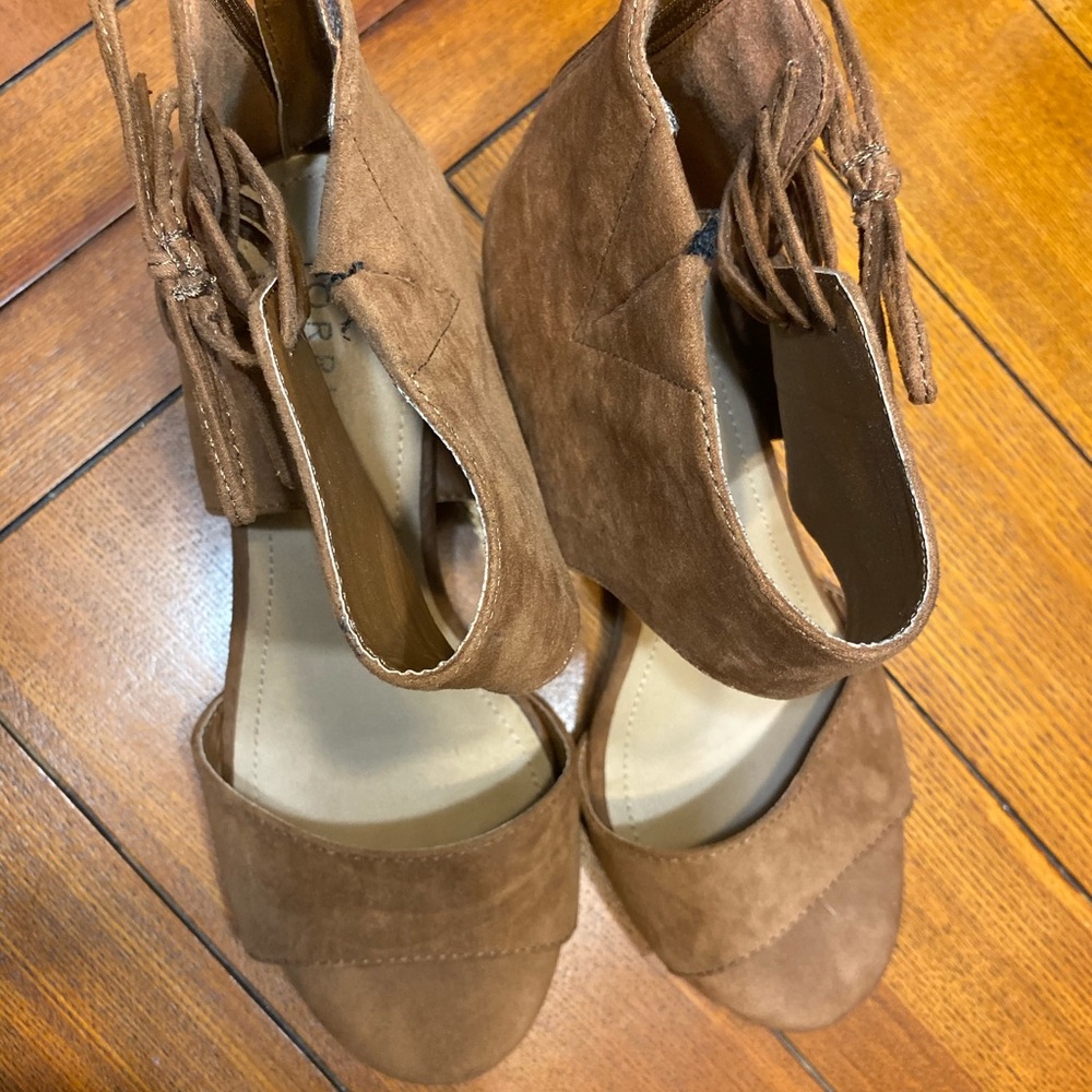 torrid wedges 8W - Picture 2 of 5